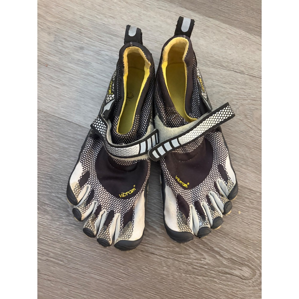 Vibram FiveFingers Spyridon LS Womens Trail Running Shoes Black Silver Size 38